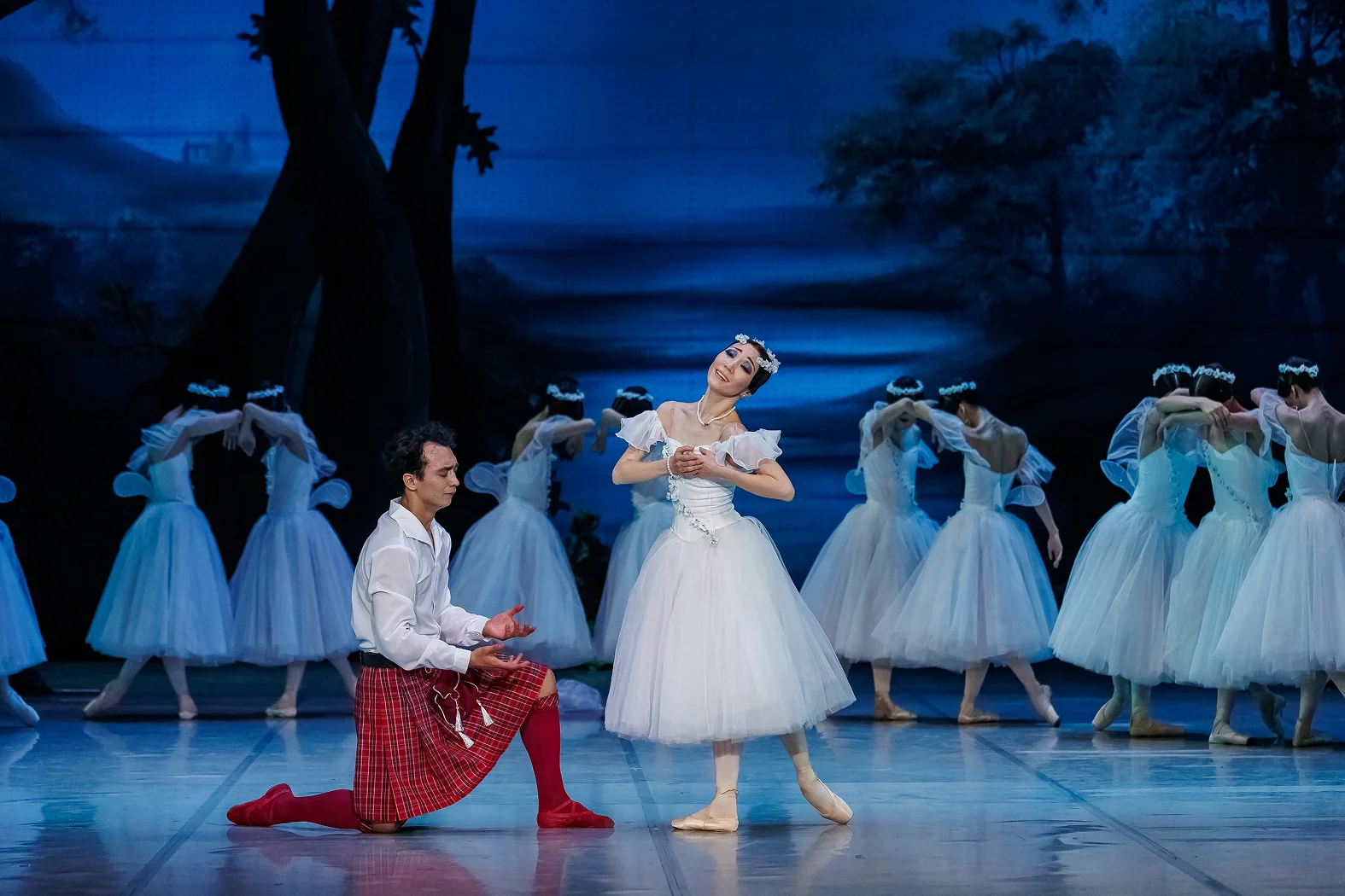 Сильфида - Казахский национальный театр оперы и балета имени Абая