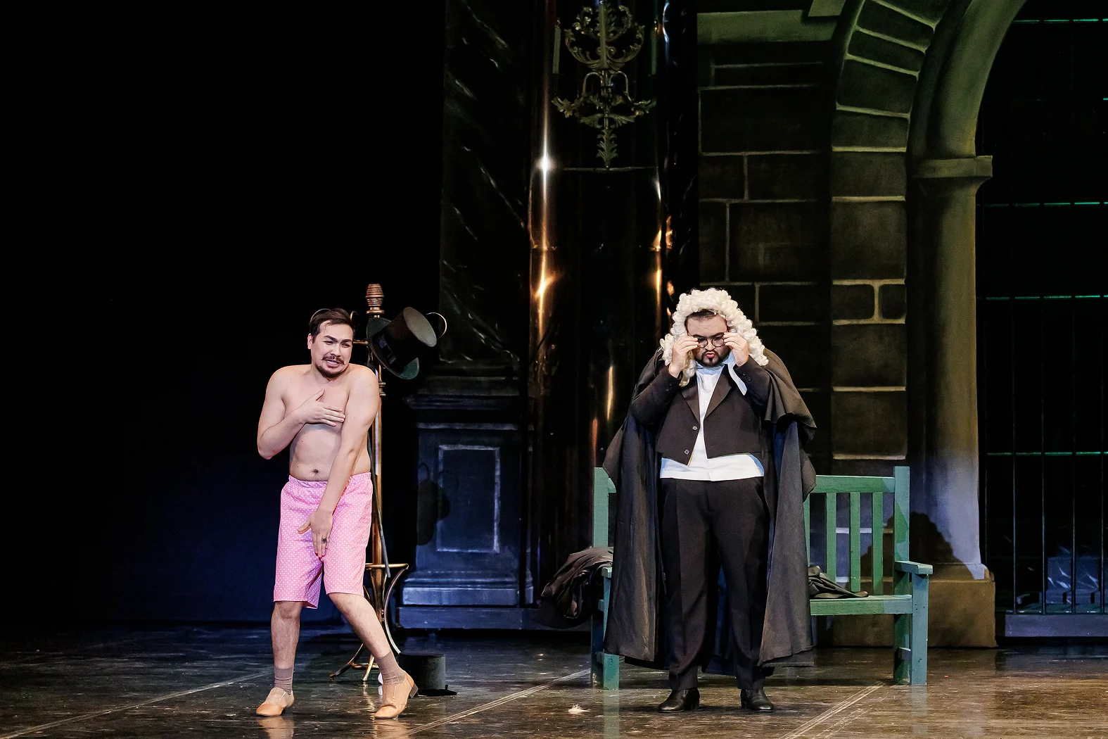 Летучая мышь - Казахский национальный театр оперы и балета имени Абая