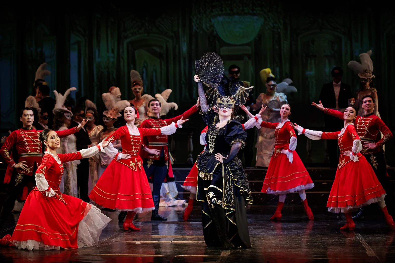 Летучая мышь - Казахский национальный театр оперы и балета имени Абая
