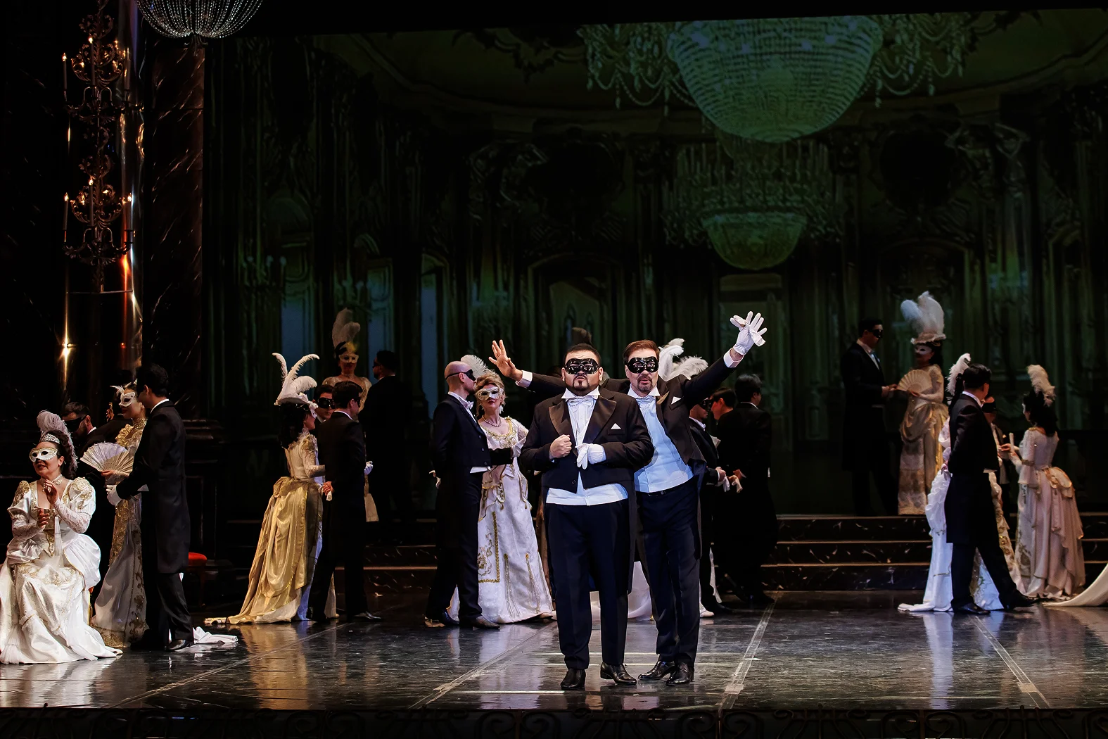 Летучая мышь - Казахский национальный театр оперы и балета имени Абая