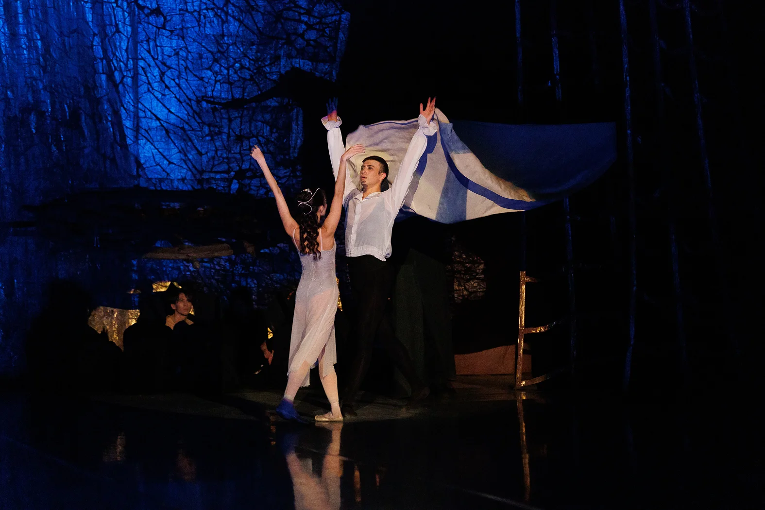 Юнона және Авось - Абай атындағы Қазақ ұлттық опера және балет театры 