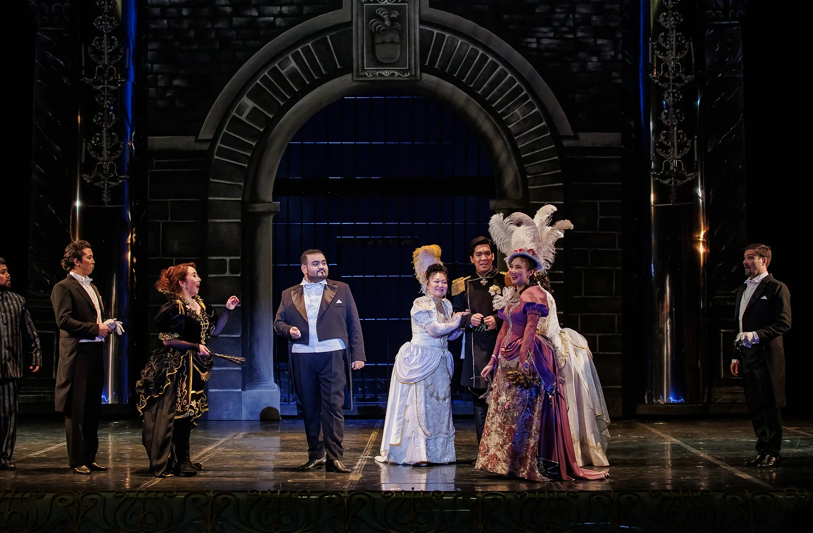 Летучая мышь - Казахский национальный театр оперы и балета имени Абая