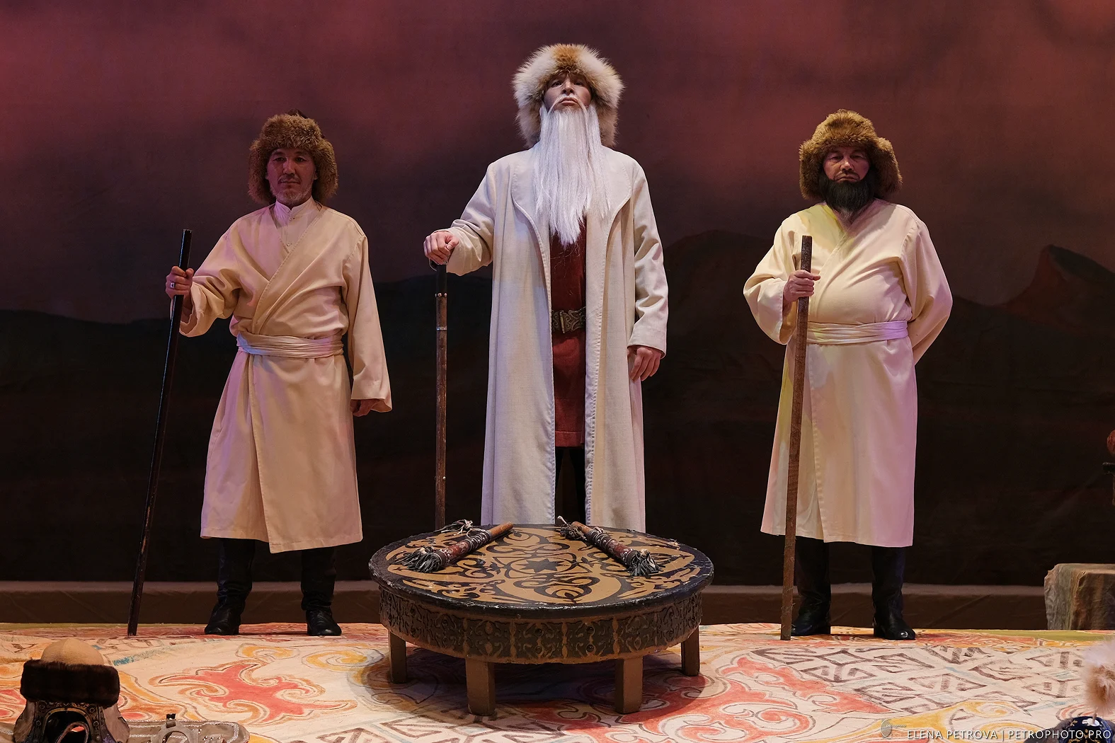 Абай - Абай атындағы Қазақ ұлттық опера және балет театры 