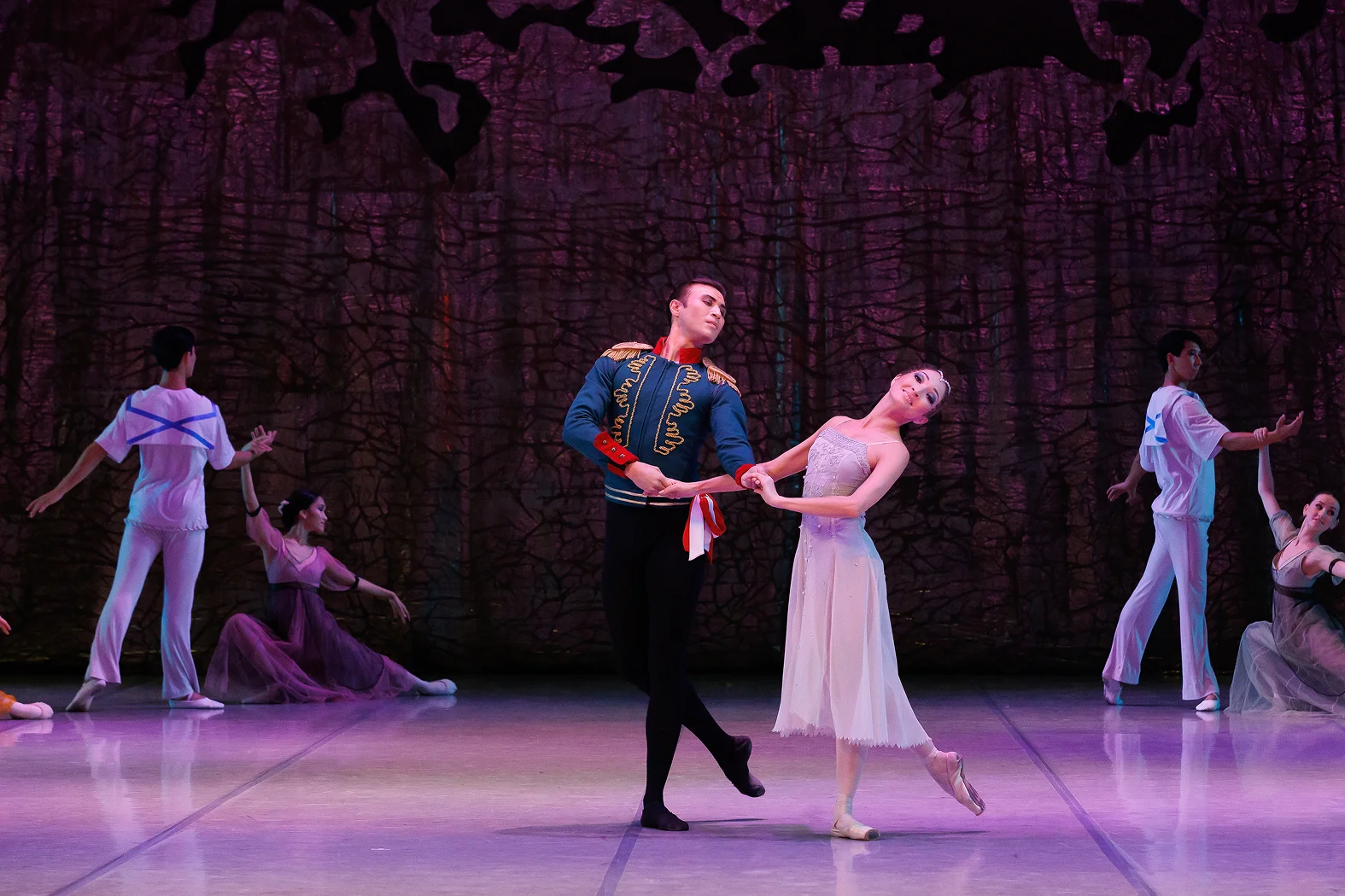 Юнона және Авось - Абай атындағы Қазақ ұлттық опера және балет театры 