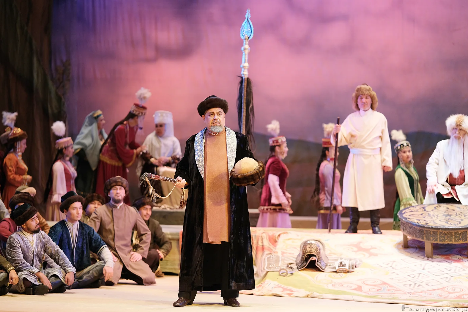 Абай - Абай атындағы Қазақ ұлттық опера және балет театры 