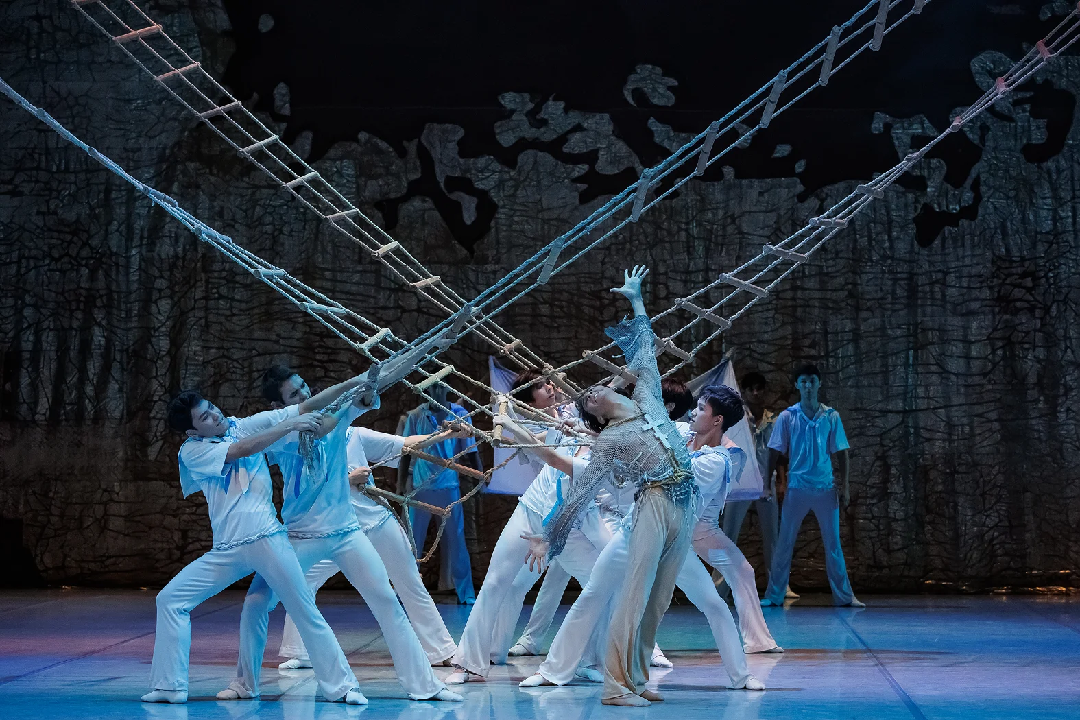 Юнона және Авось - Абай атындағы Қазақ ұлттық опера және балет театры 