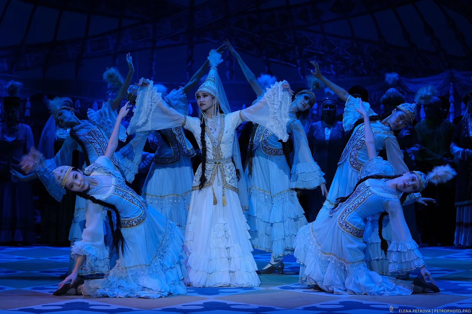 Абай - Абай атындағы Қазақ ұлттық опера және балет театры 