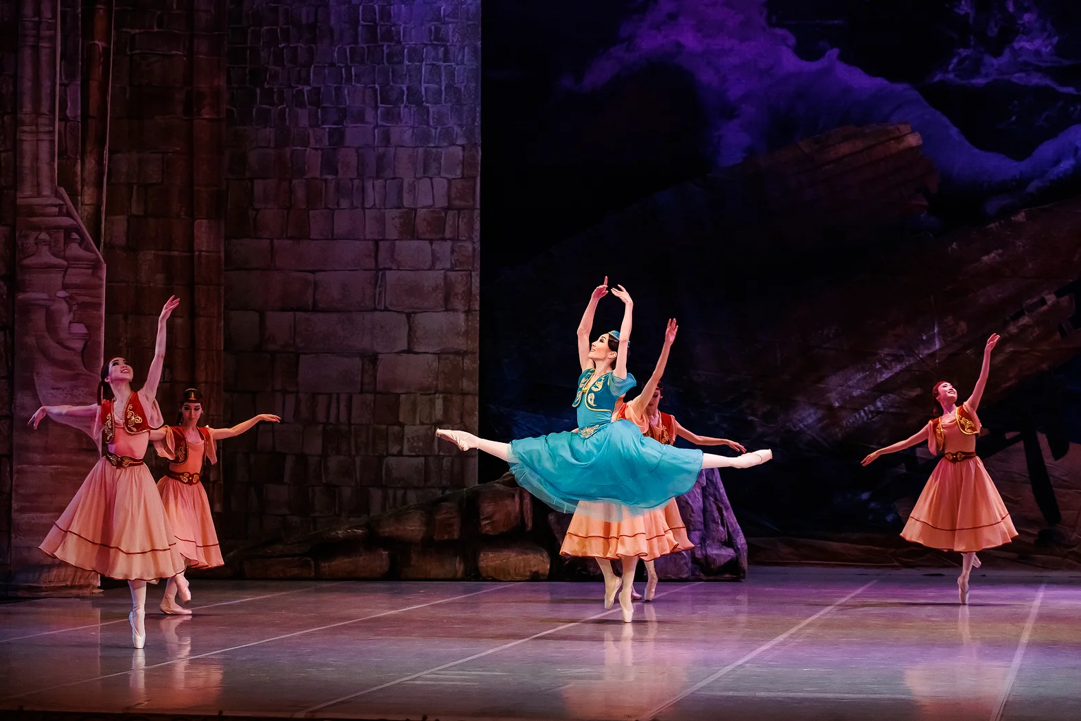 Корсар - Казахский национальный театр оперы и балета имени Абая