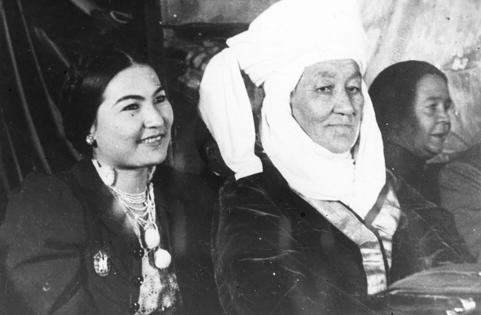 История театра