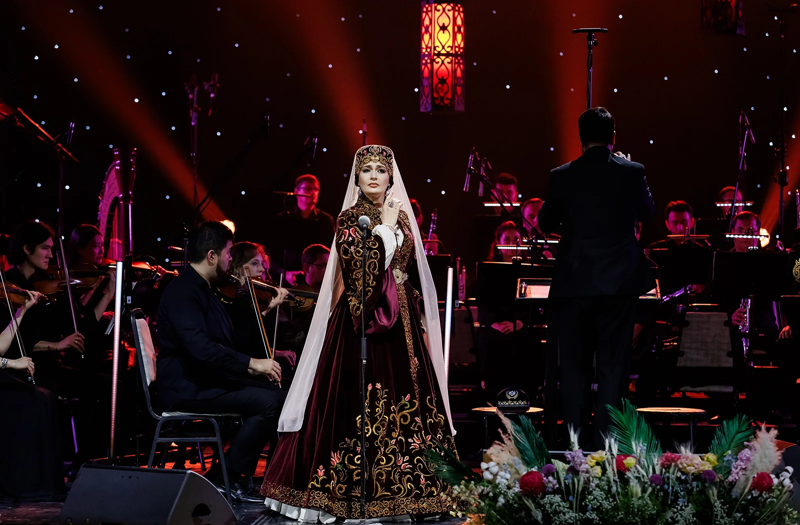 Галерея ARTE: ЖЕР-АНА ТЫНЫСЫ - Казахский национальный театр оперы и балета имени Абая