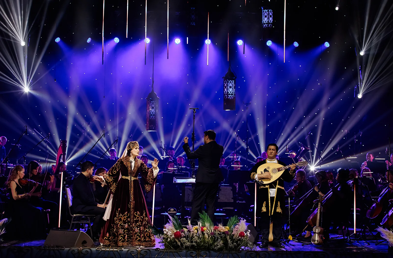 Галерея ARTE: ЖЕР-АНА ТЫНЫСЫ - Казахский национальный театр оперы и балета имени Абая