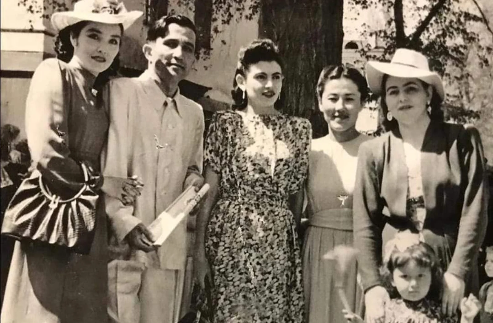 История театра