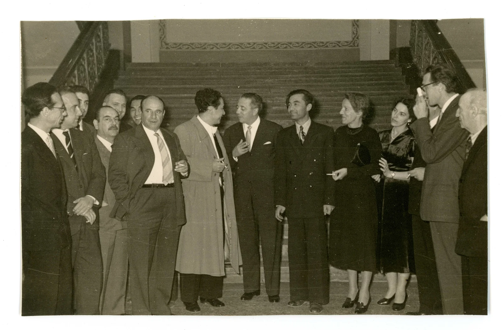 История театра