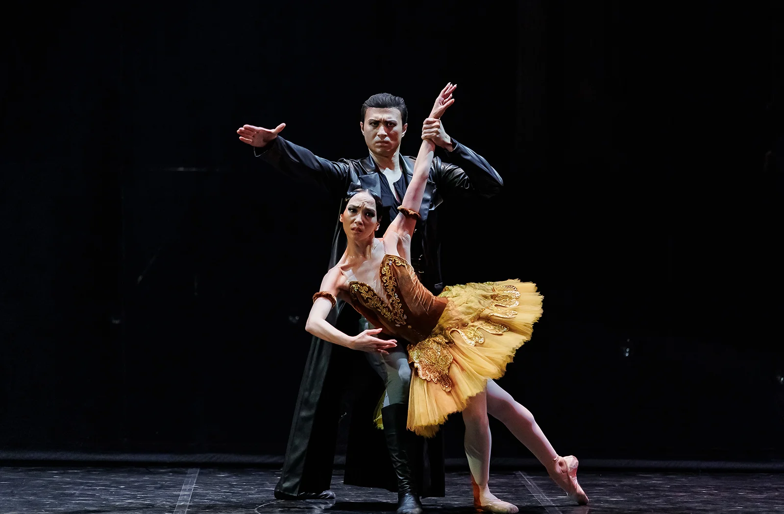 Красная Жизель - Казахский национальный театр оперы и балета имени Абая