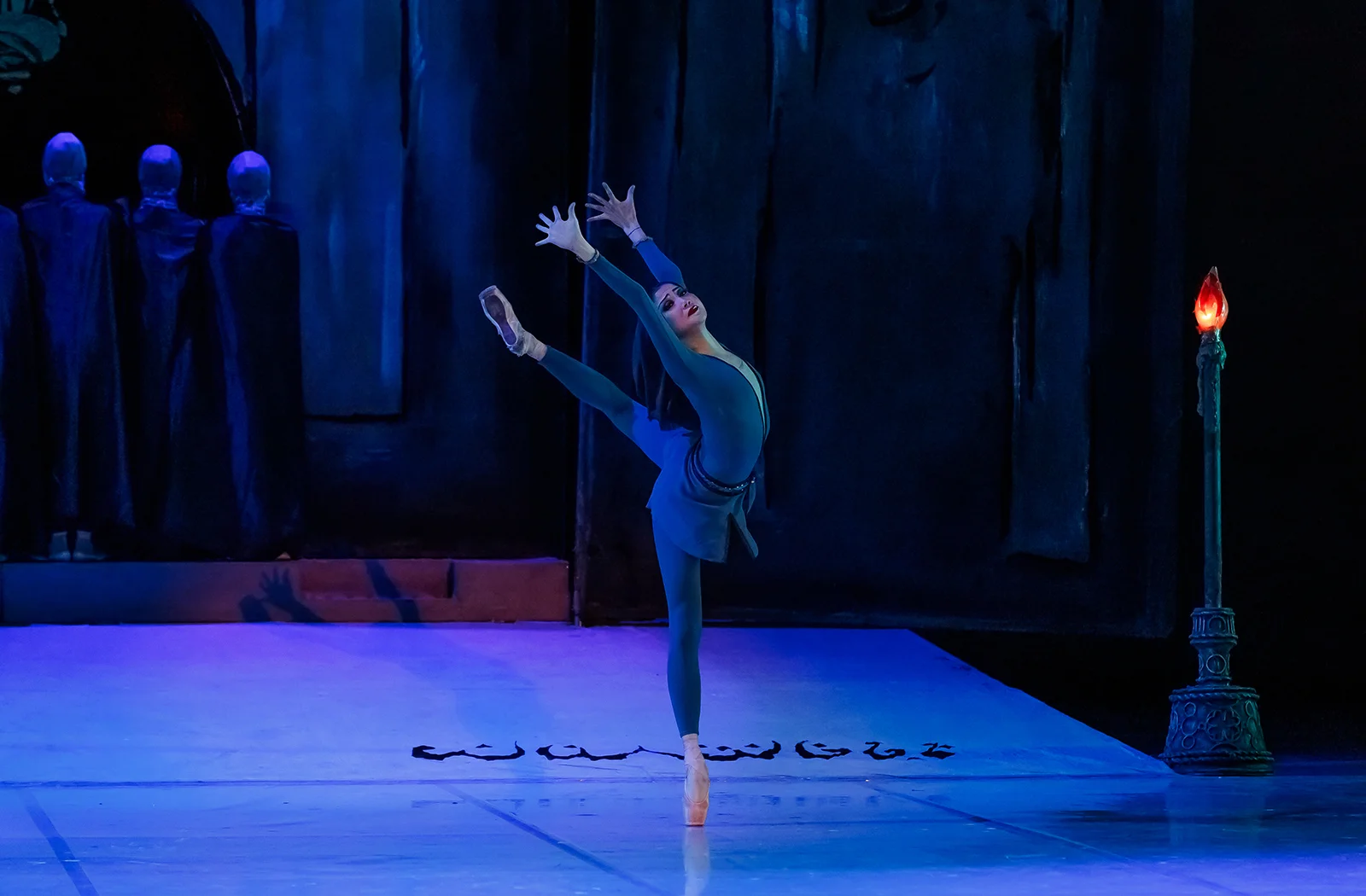 Легенда о любви - Казахский национальный театр оперы и балета имени Абая