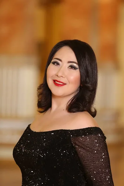 Наденова Надия Асантаевна