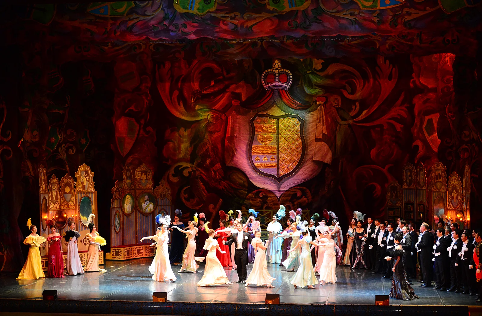 Веселая вдова - Казахский национальный театр оперы и балета имени Абая