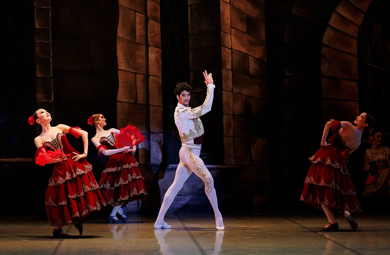 Дон Кихот - Казахский национальный театр оперы и балета имени Абая