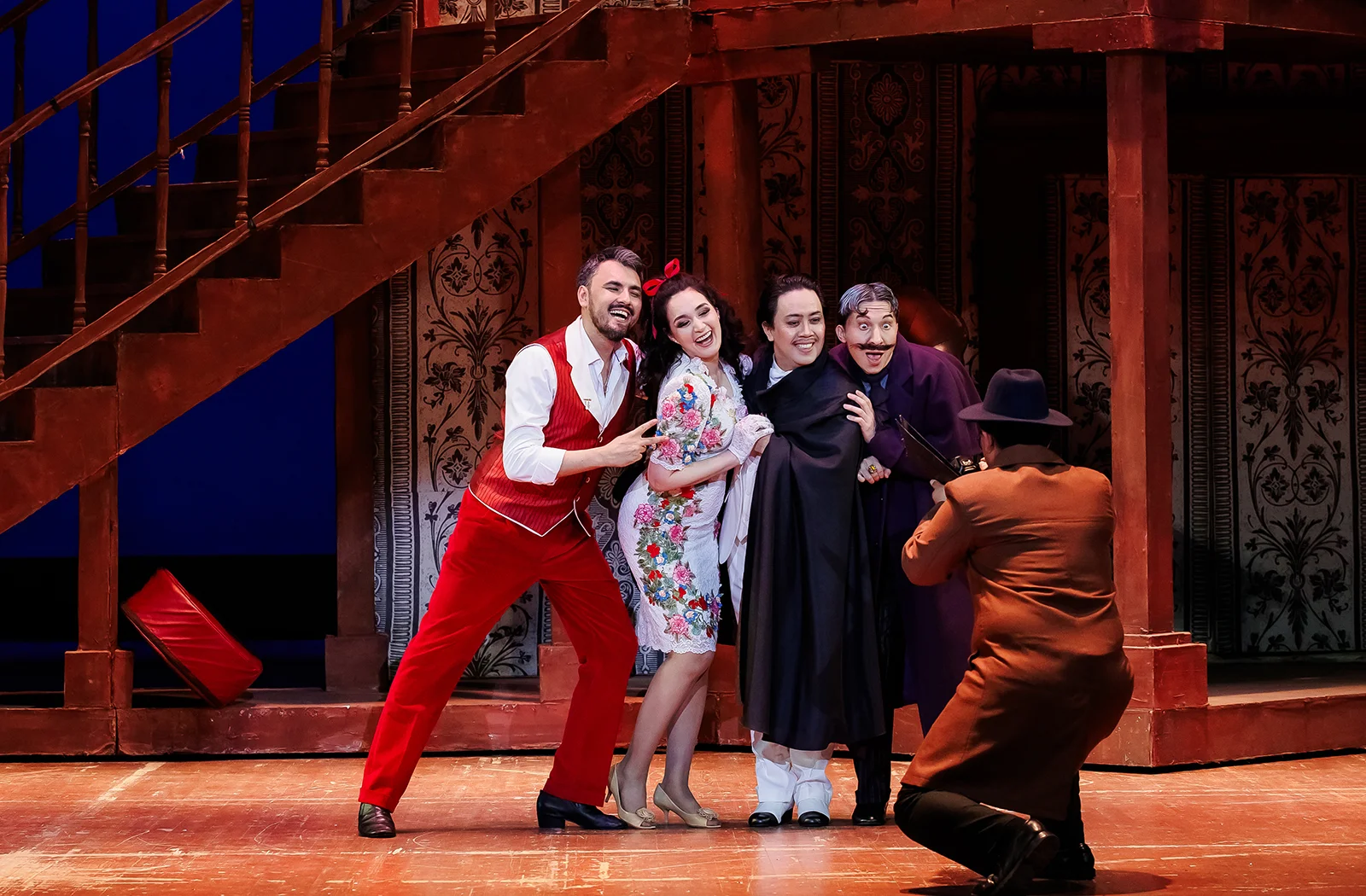 Севильский цирюльник - Казахский национальный театр оперы и балета имени Абая