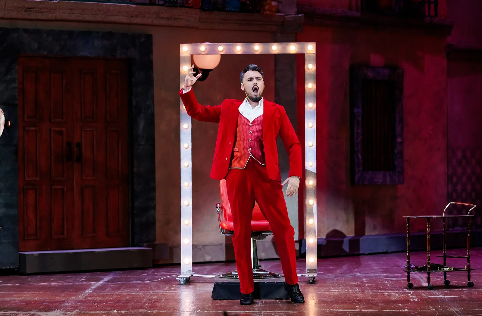 Севильский цирюльник - Казахский национальный театр оперы и балета имени Абая