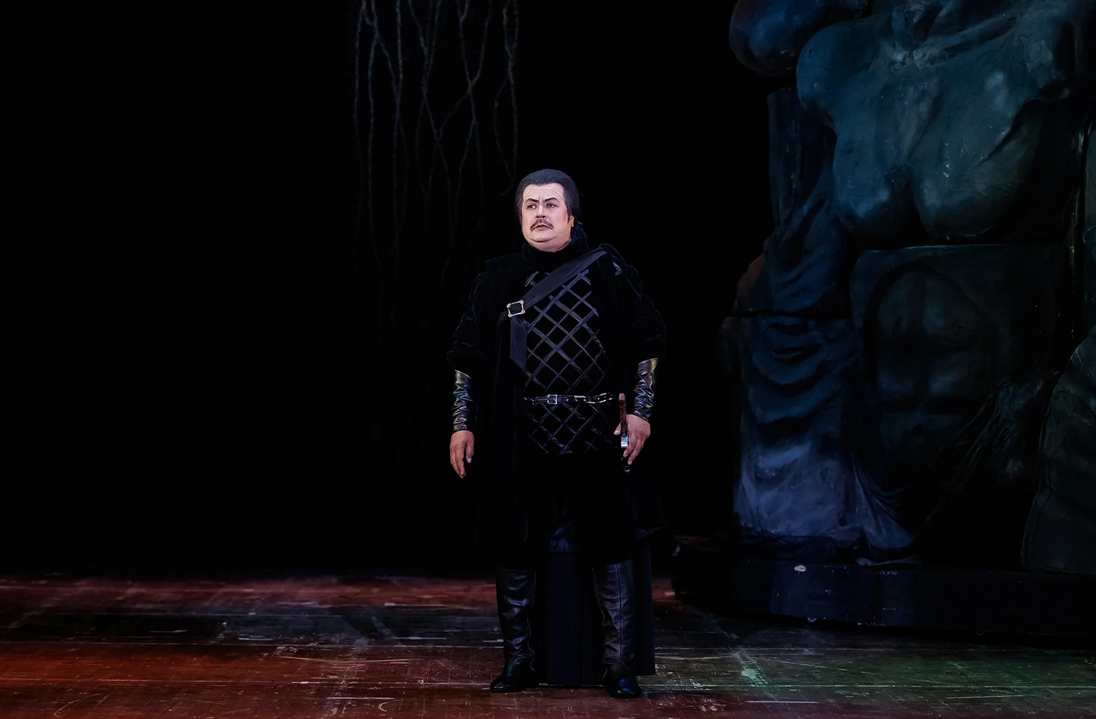 Трубадур - Казахский национальный театр оперы и балета имени Абая