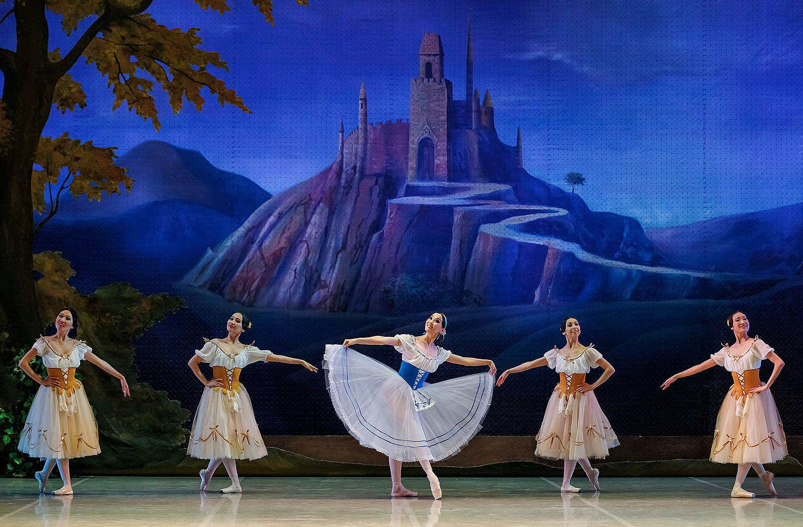 Жизель - Казахский национальный театр оперы и балета имени Абая