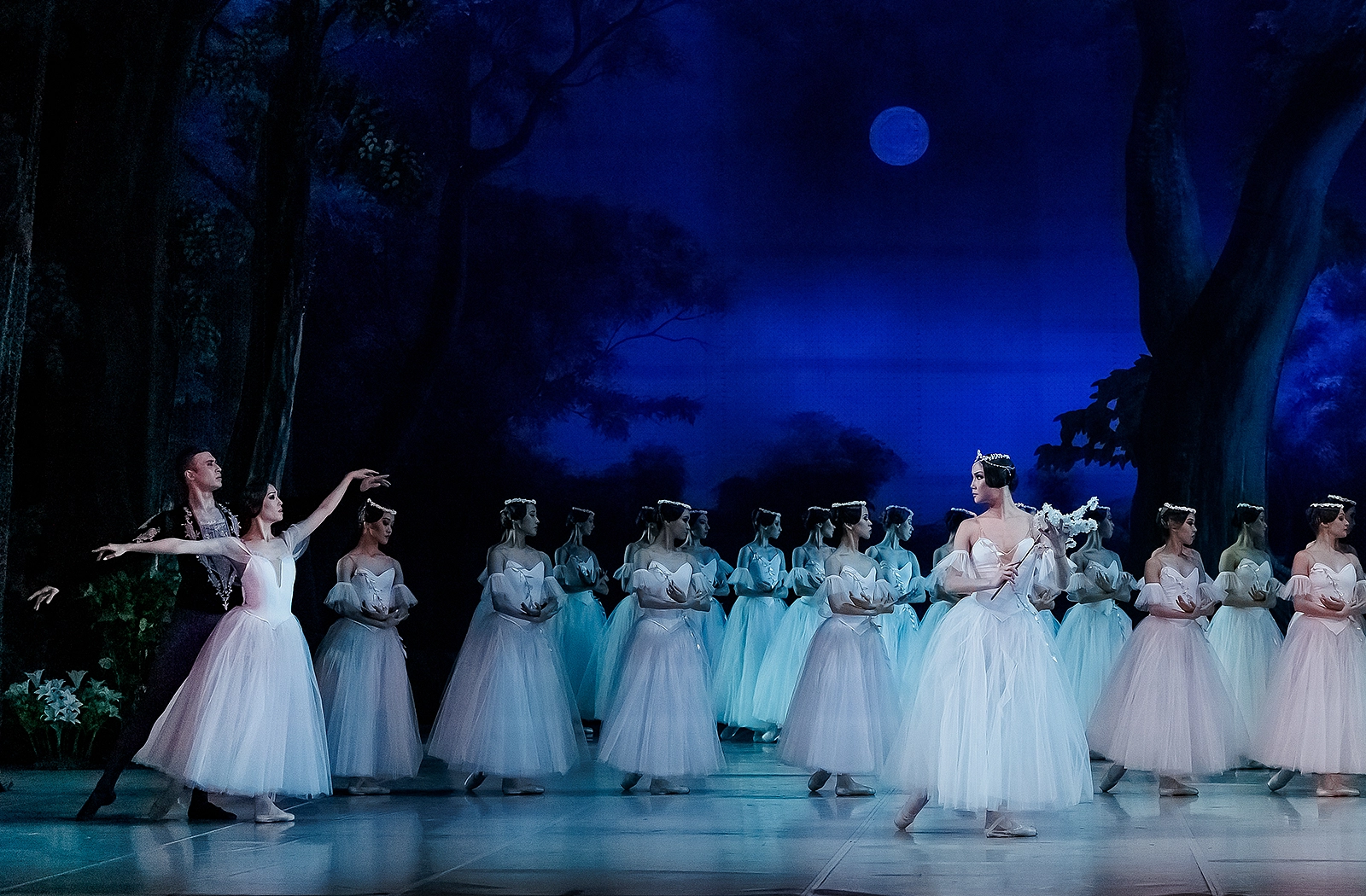 Жизель - Казахский национальный театр оперы и балета имени Абая